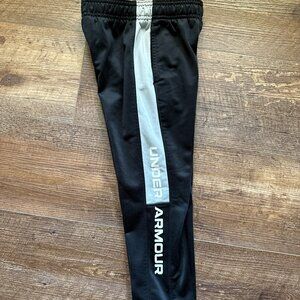 Under Armour® Boys Size 4 Brawler Pants Black